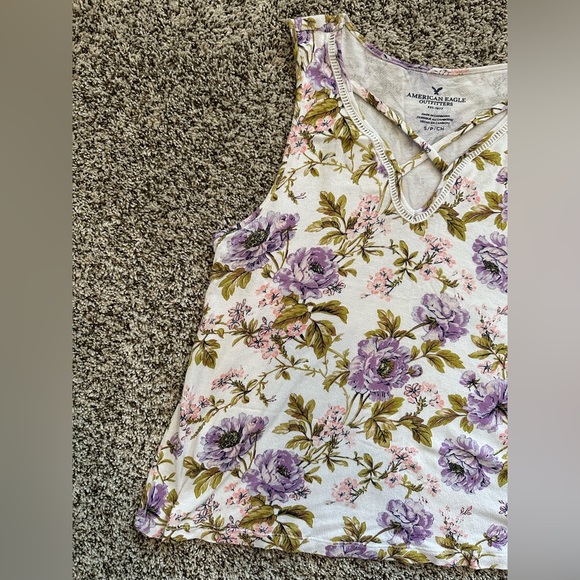 American Eagle. Women’s tank top size small - Picture 2 of 7